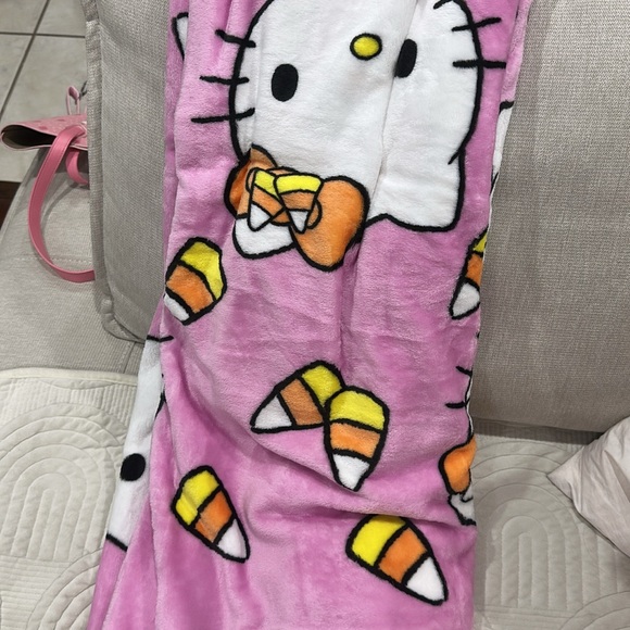 Hello Kitty Other - hello kitty